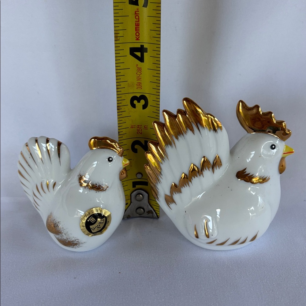 Japanese Porcelain/Ceramic Gold and White Hooster & Hen Figurines - Picture 8 of 12